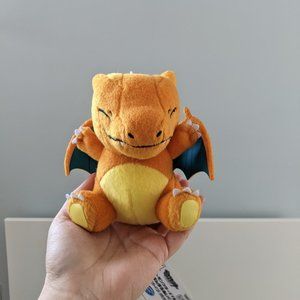 Banpresto Pokemon Happy Charizard Plush